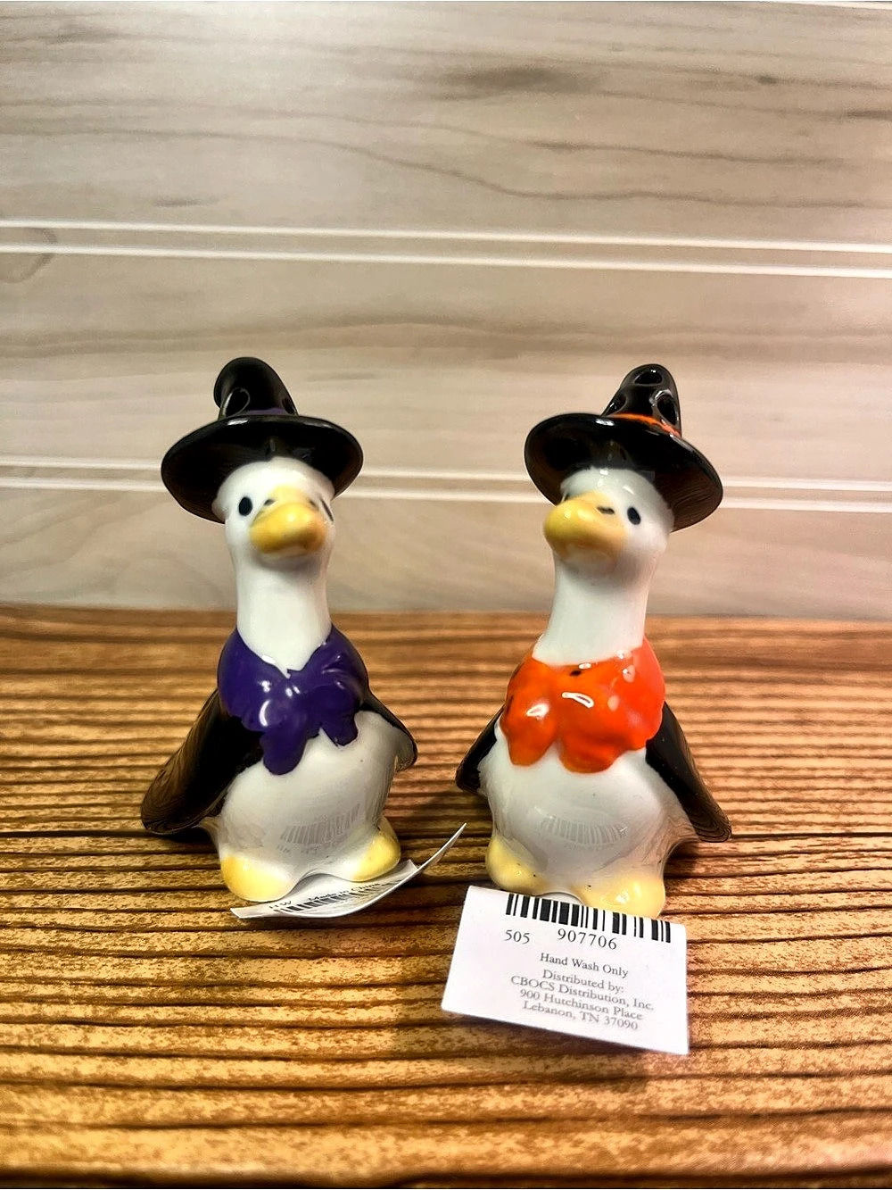Cracker Barrel Mini Halloween Witch Goose Salt and Pepper Shaker Set & Pepper Sh
